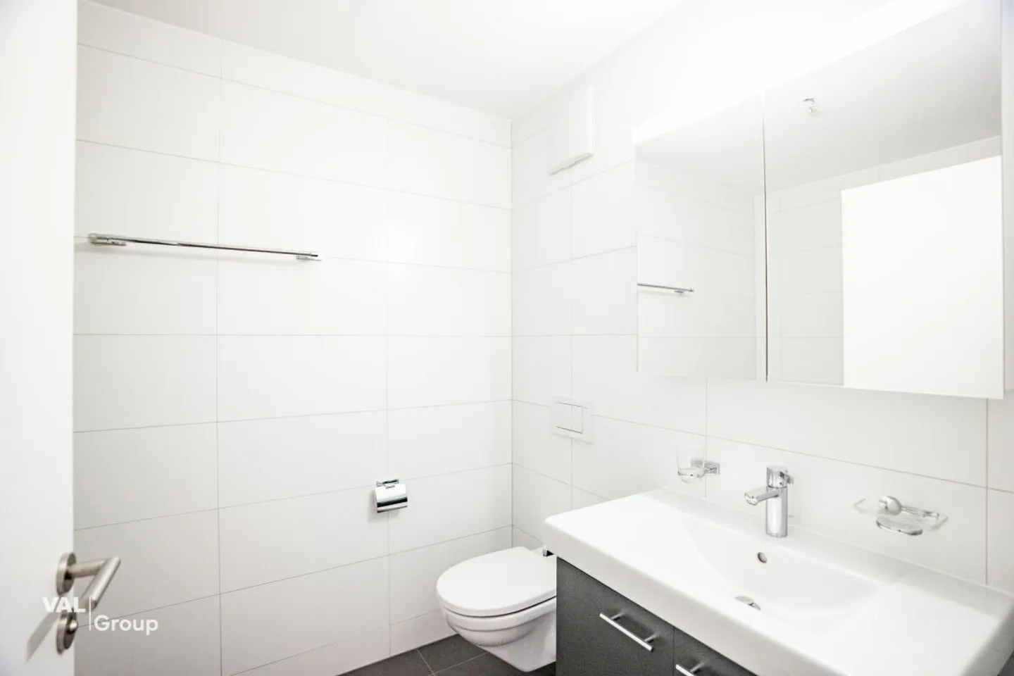 Exklusive 4.5-Zimmer-Duplex-Wohnung im «Zentrum La Suisse» - Brig-Glis - Foto 9 von 12