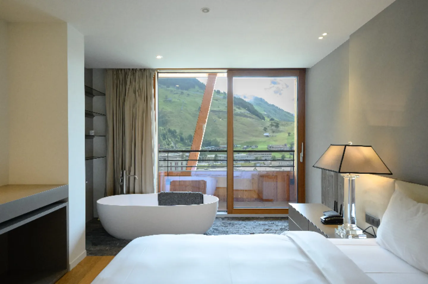 APARTMENT FOR THE HIGHEST DEMANDS - Photo 8 of 13