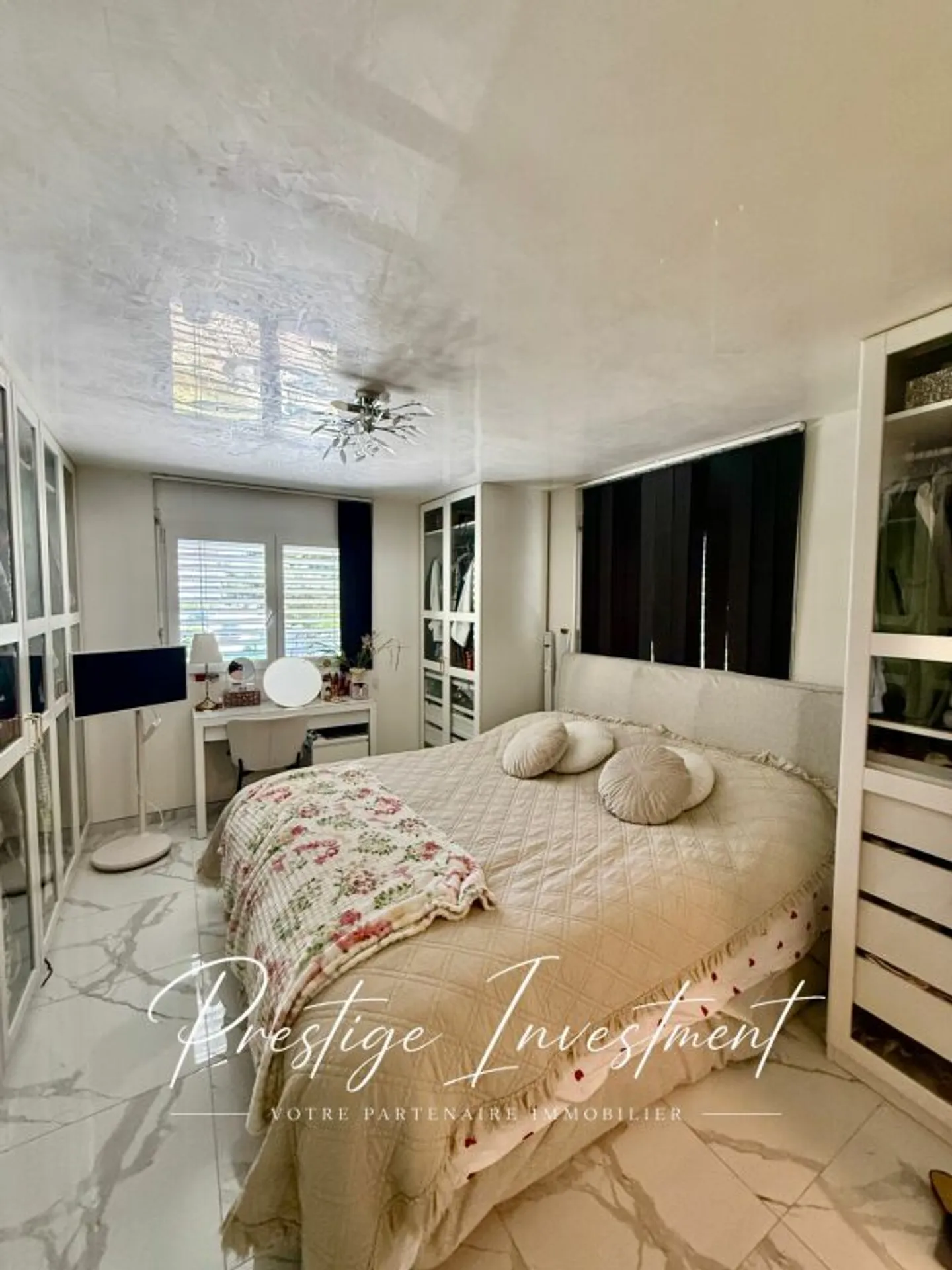 RENOVIERTES 4.5 ZIMMER WOHNUNG & 132 M2 CONTHEY - Foto 10 von 13