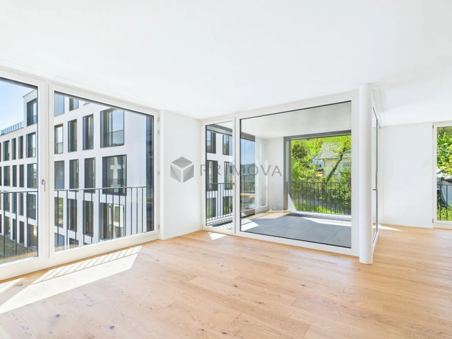 Exclusive first occupancy of a modern Minergie condominium - Photo 2 of 13