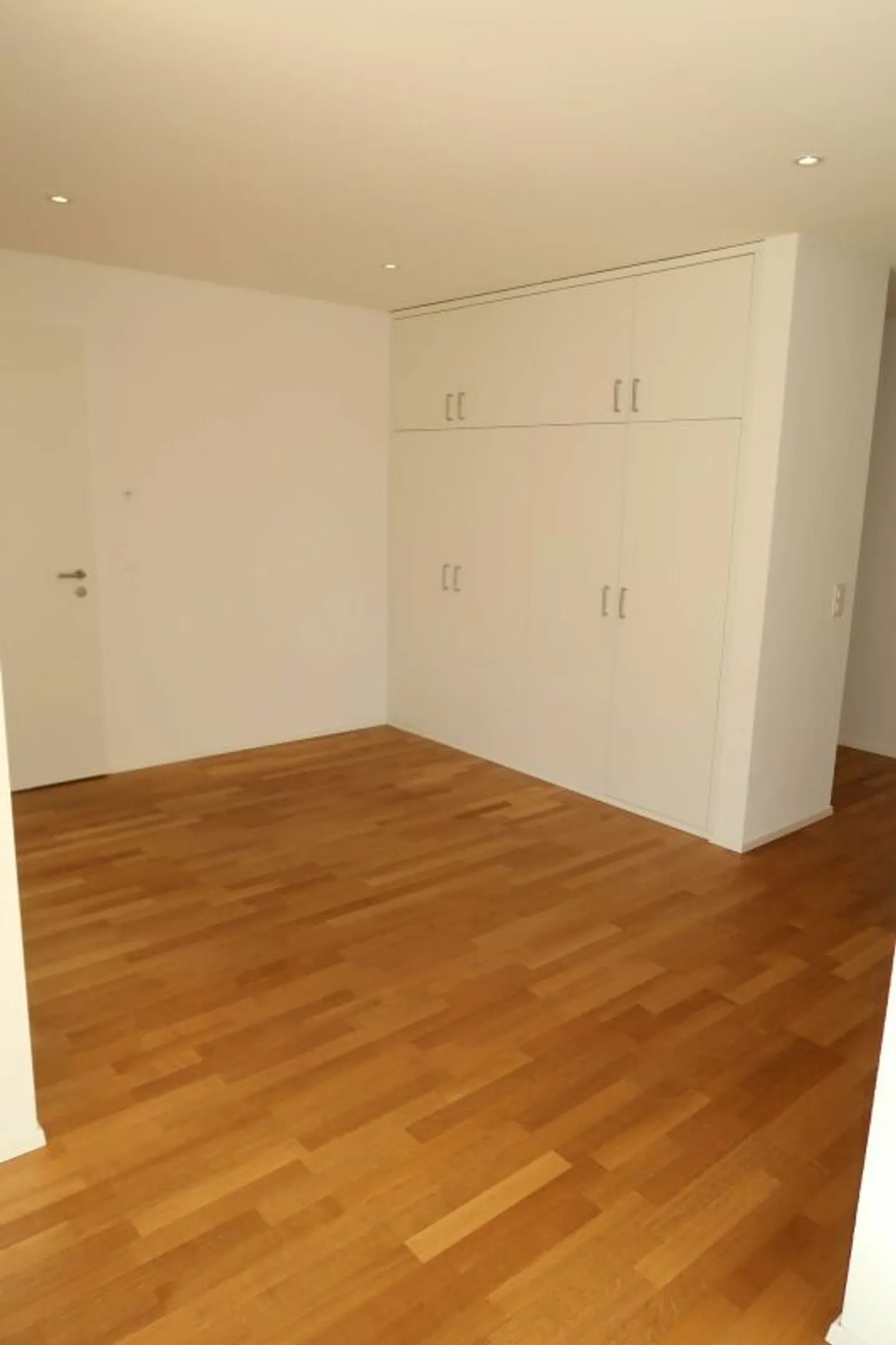 Exclusive 5.5-room garden apartment with high-quality finish in Einsiedeln - Photo 7 of 11