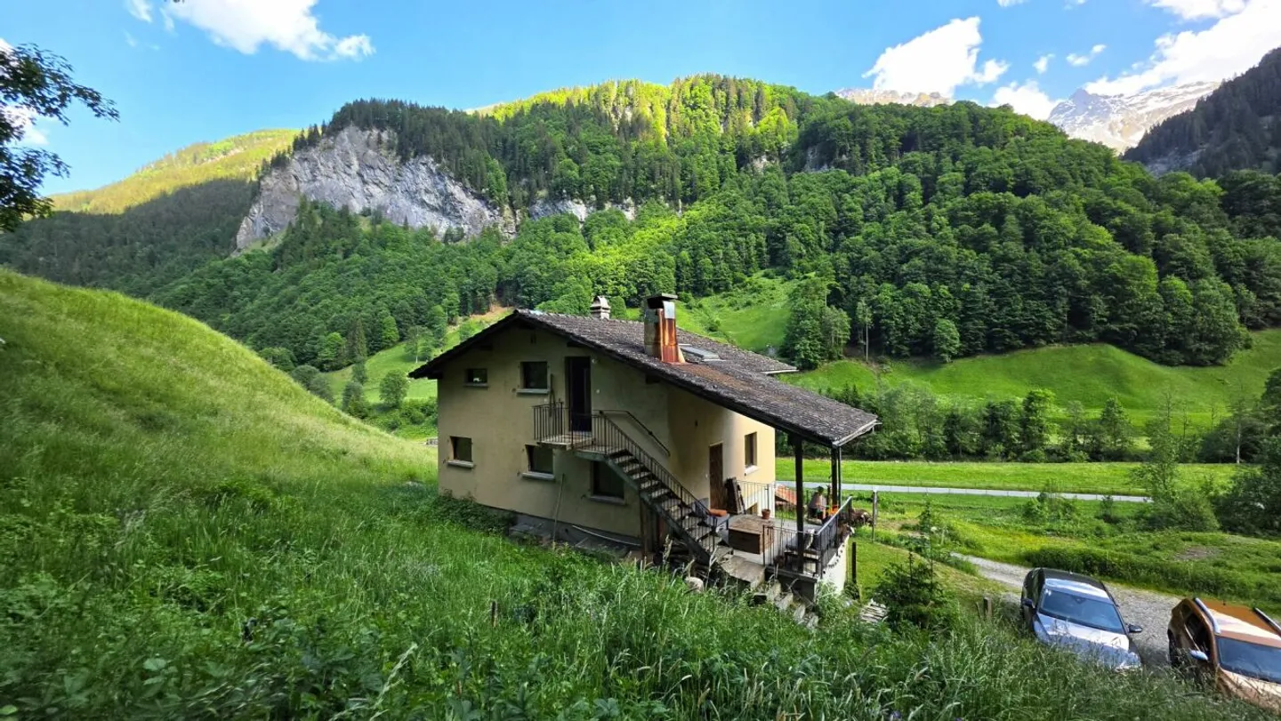 Casa bifamiliare nella zona turistica e sciistica - Foto 1 di 13