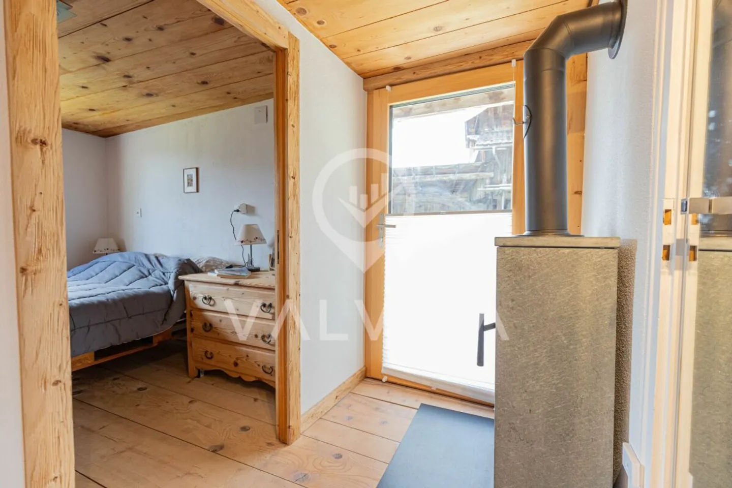 La tradition rencontre la modernité - appartement de 5,5 pièces rénové avec soin avec jardin potager - Photo 12 sur 13