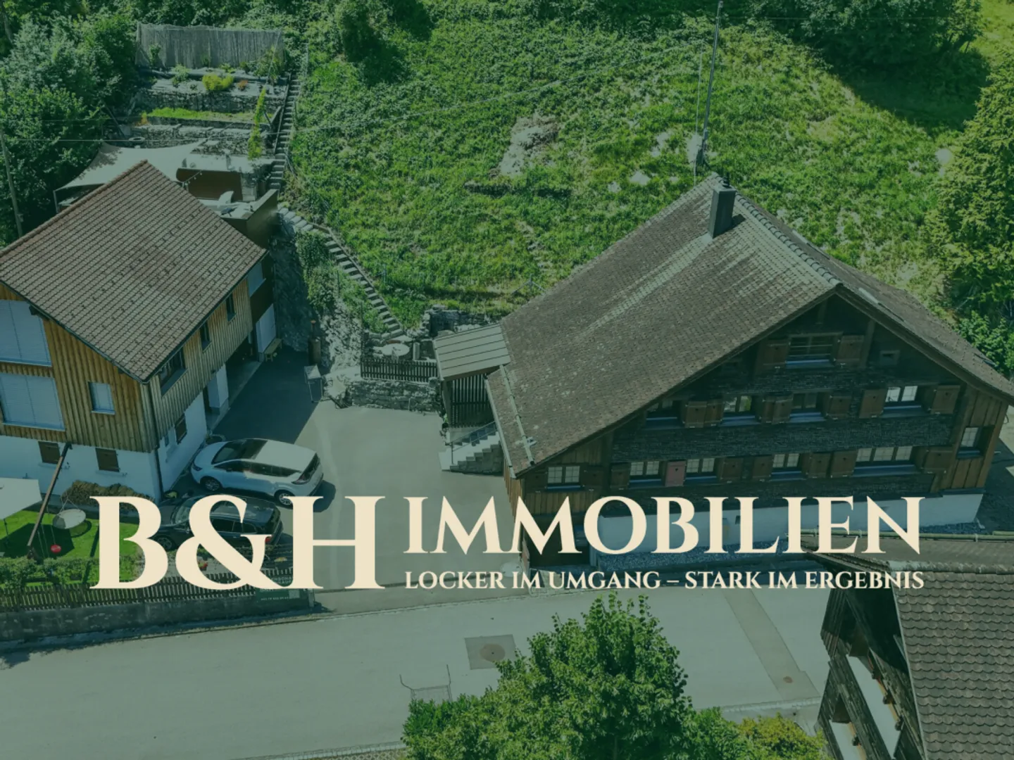 Zwei Einfamilienhäuser im Herzen Rüthis - Foto 1 von 13