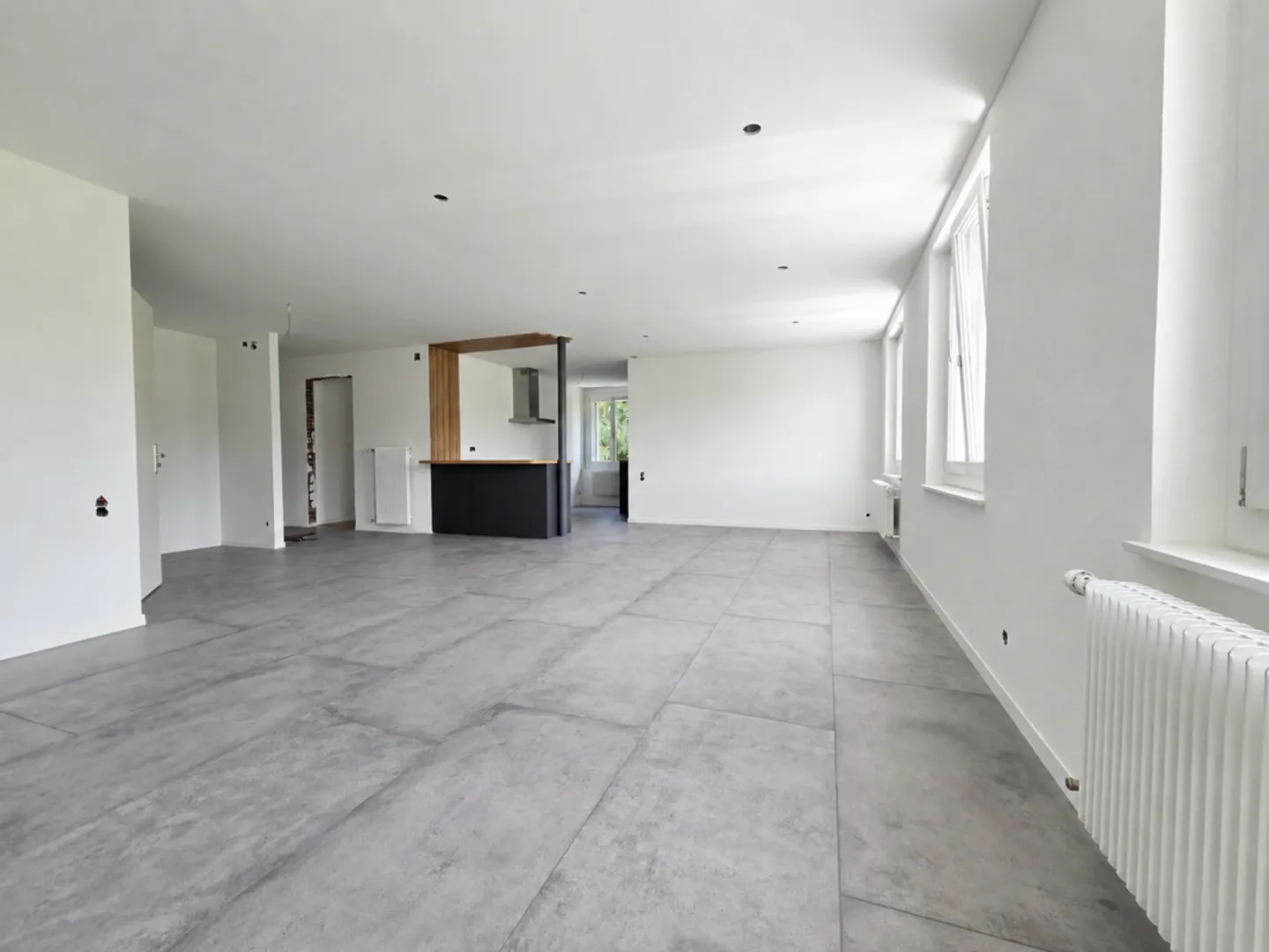 Appartement rénové 4.5 pièces - Photo 3 sur 13
