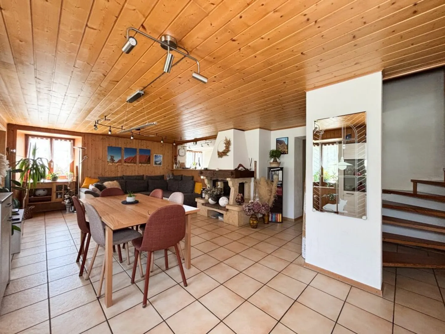 Stunning Renovated Farmhouse - Photo 3 of 13