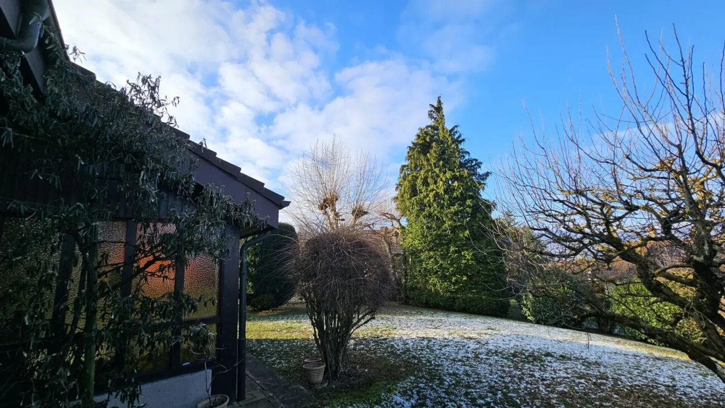 Magnifica casa indipendente a Cheseaux-Noréaz - Foto 2 di 10