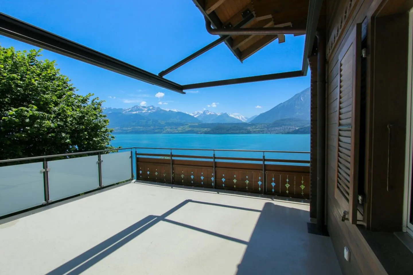 Chalet con vista lago mozzafiato - Foto 7 di 13