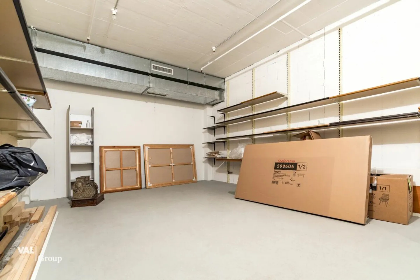 Nel cuore del paradiso termale: Locale attraente con potenziale e passaggio - Foto 8 di 9