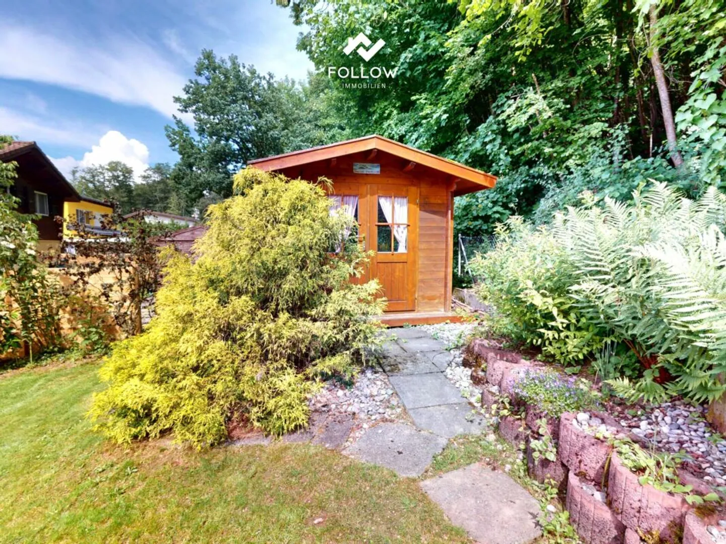 Well-maintained residential house with potential for expansion in a quiet location by Lake Neuchâtel - Photo 9 of 12