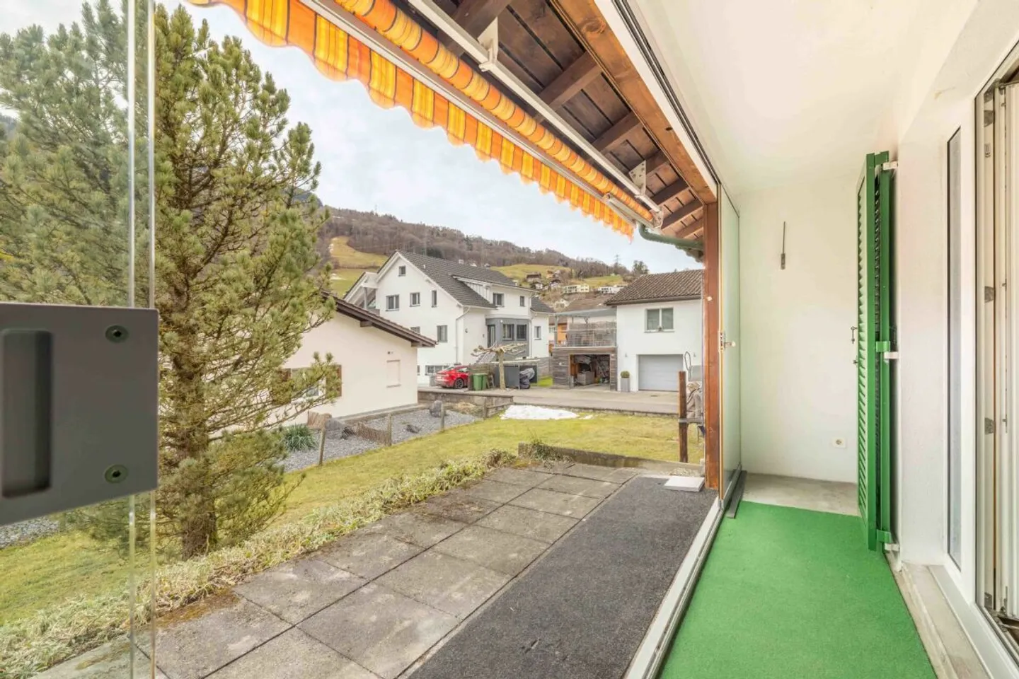 Charmantes Einfamilienhaus mit Terrasse - Foto 7 von 13