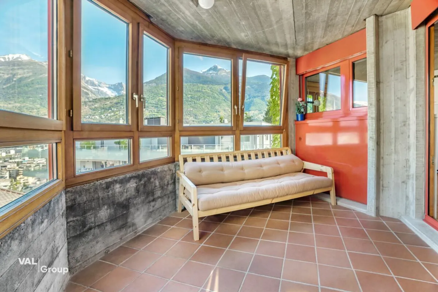 Paradis familial avec jardin, pavillon et beaucoup d'espace dans un endroit calme à Visp - Photo 8 sur 13