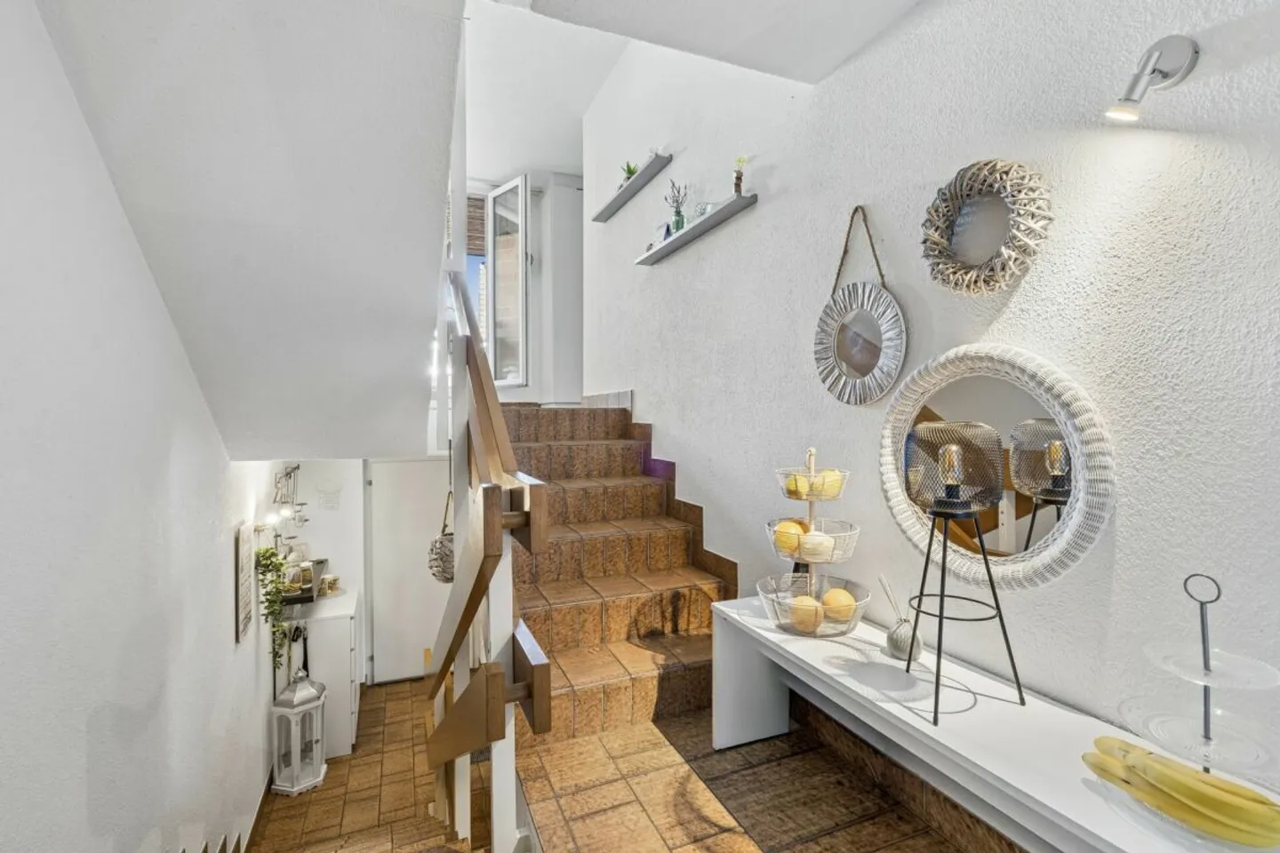 Affascinante casa Flarz con appartamento nel cuore di Grüningen - Foto 4 di 13