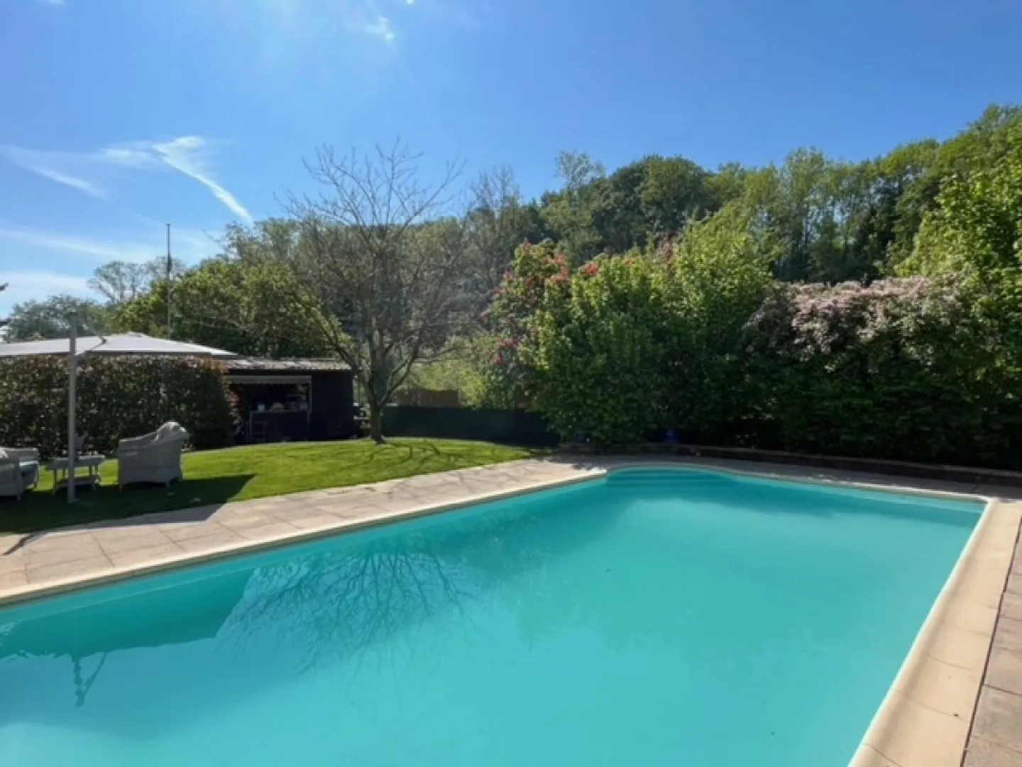Wunderschöne Villa mit Pool in Valeyres-sous-Montagny - Foto 3 von 13