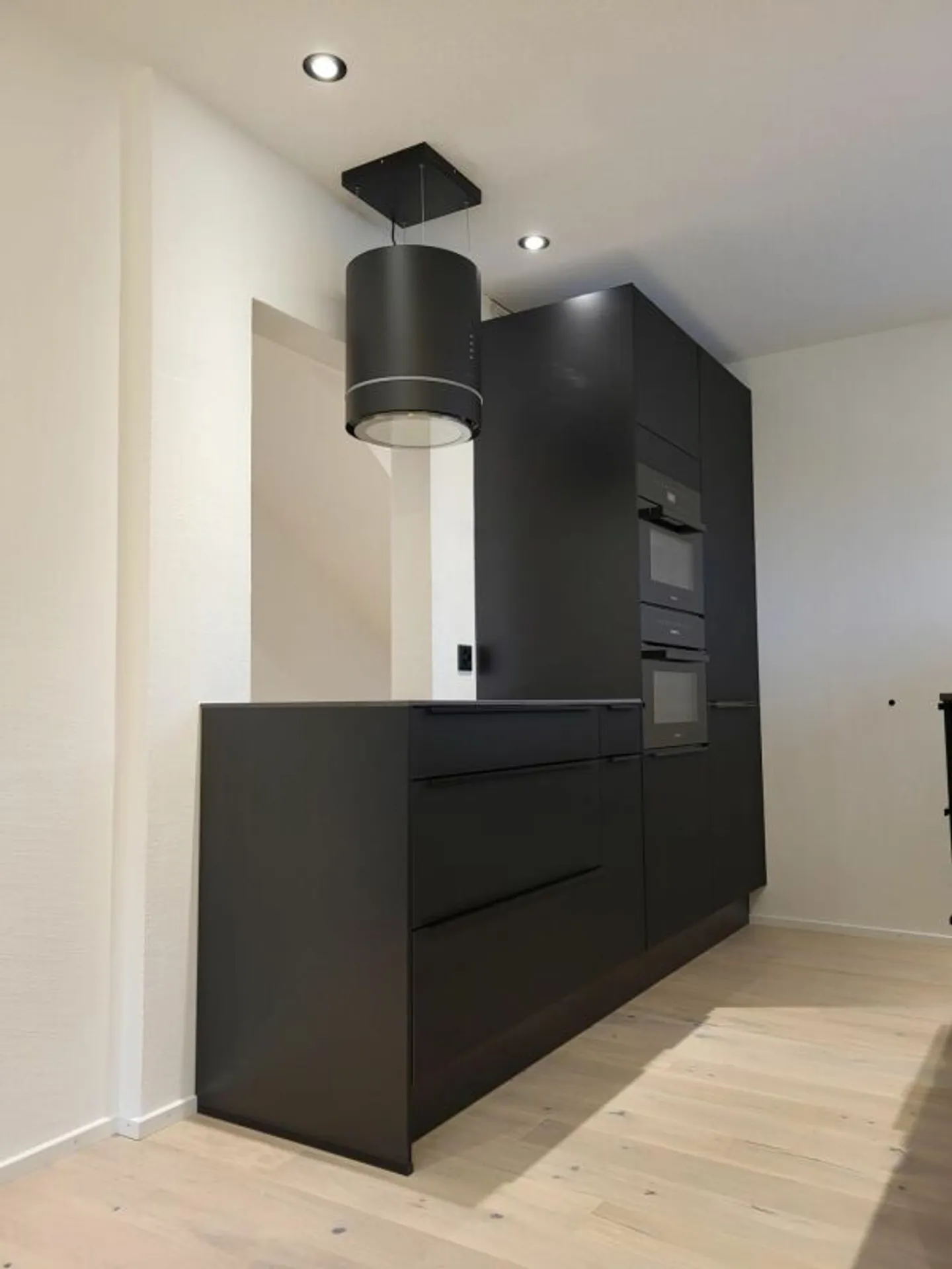 Moderne Maisonette-Wohnung mit Bergsicht - Photo 2 sur 13