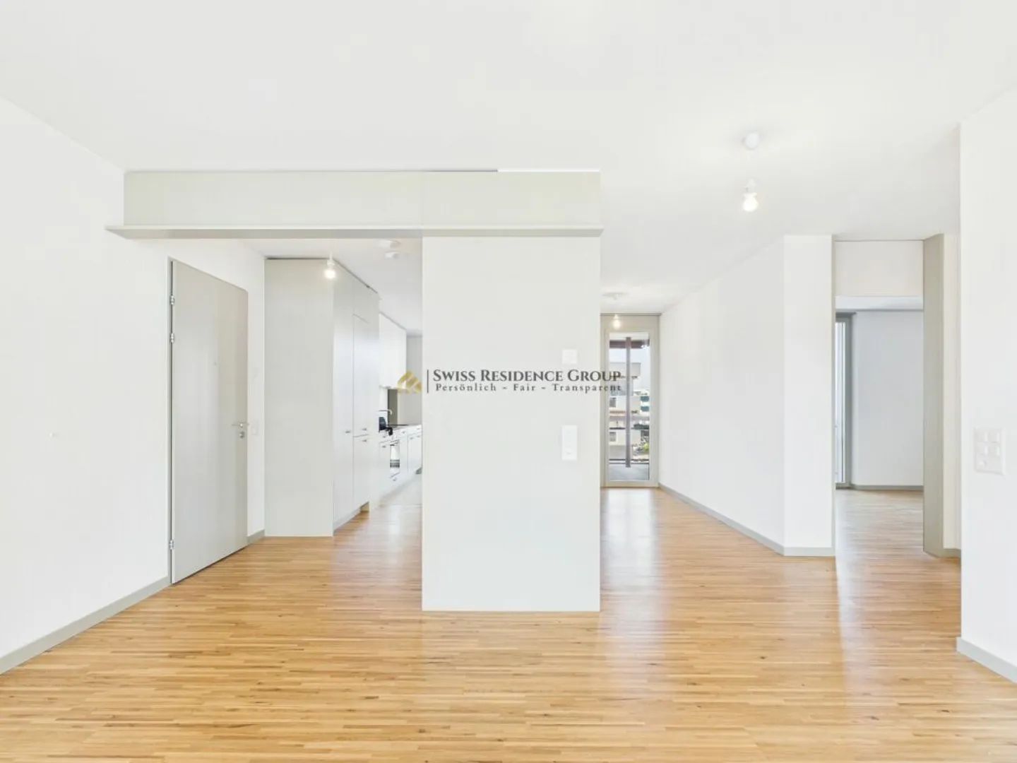 Appartement élégant de 3,5 pièces avec deux balcons - lumineux et conçu avec style - Photo 3 sur 13