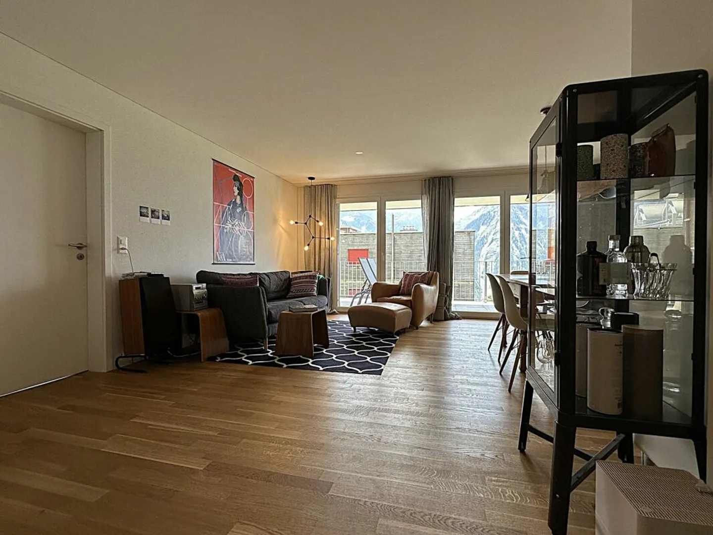 Charmante Wohnung mit Bergblick - Foto 3 von 13