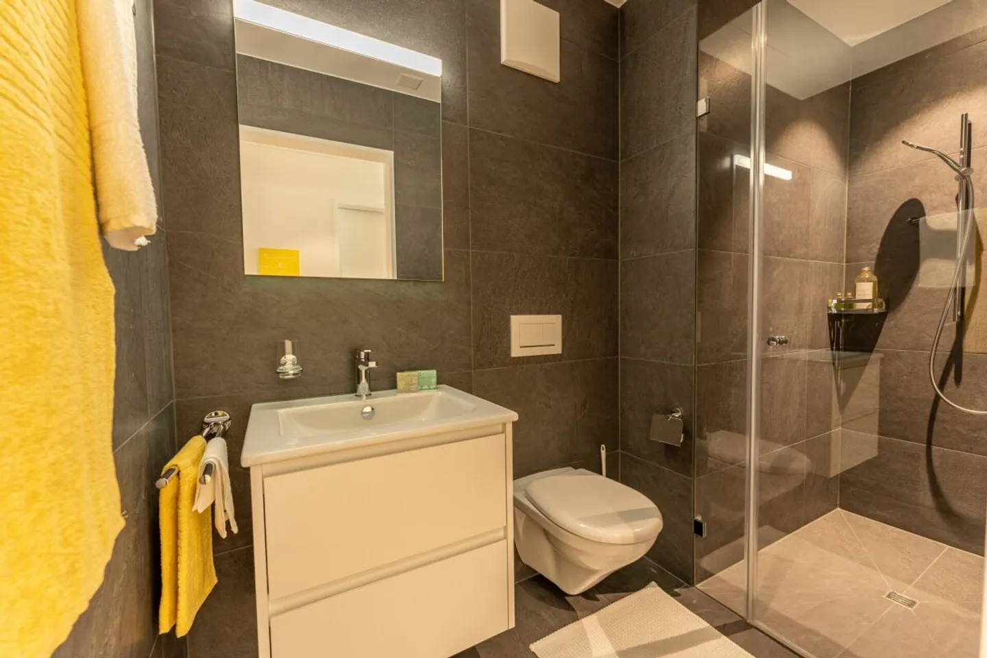 Appartamento con giardino in una posizione attraente a Mels - Foto 8 di 12