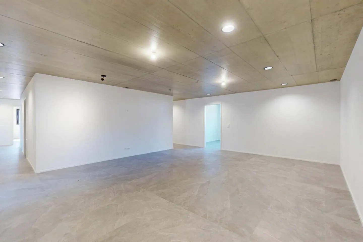 Spazi per uffici / studio - Foto 1 di 13