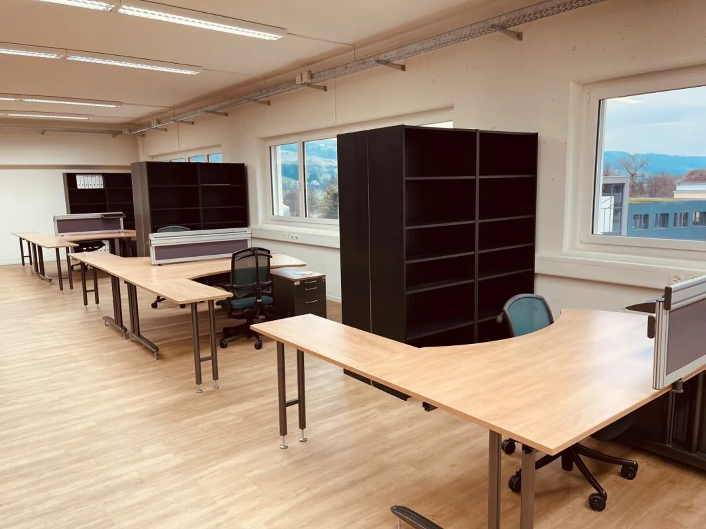 Attraktive Gewerbe-/Bürofläche (Neubau) an belebter Hauptstrasse - Für erfolgreiche Unternehmer - Foto 4 von 7