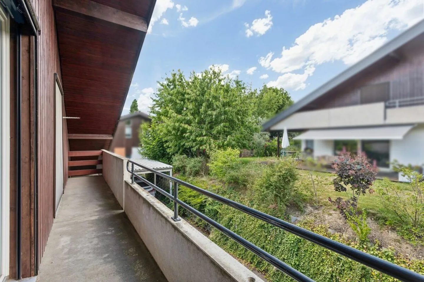 Attractive single-family house with additional building plot in Gals BE - Photo 11 of 13