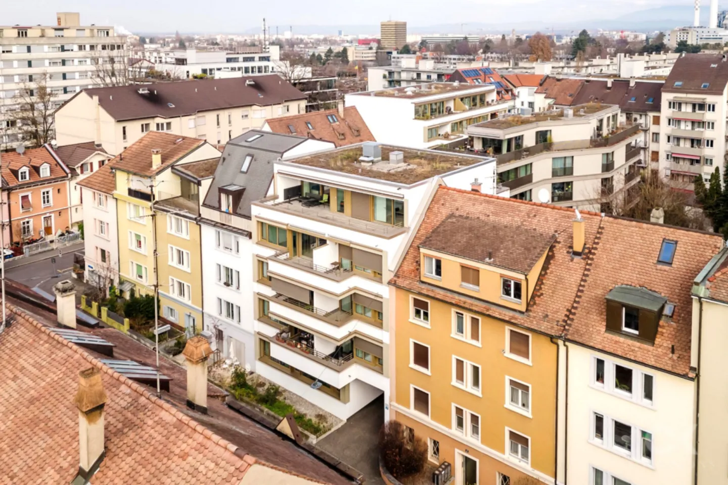 Moderno appartamento Minergie con idillio di giardino in posizione centrale - Foto 2 di 13