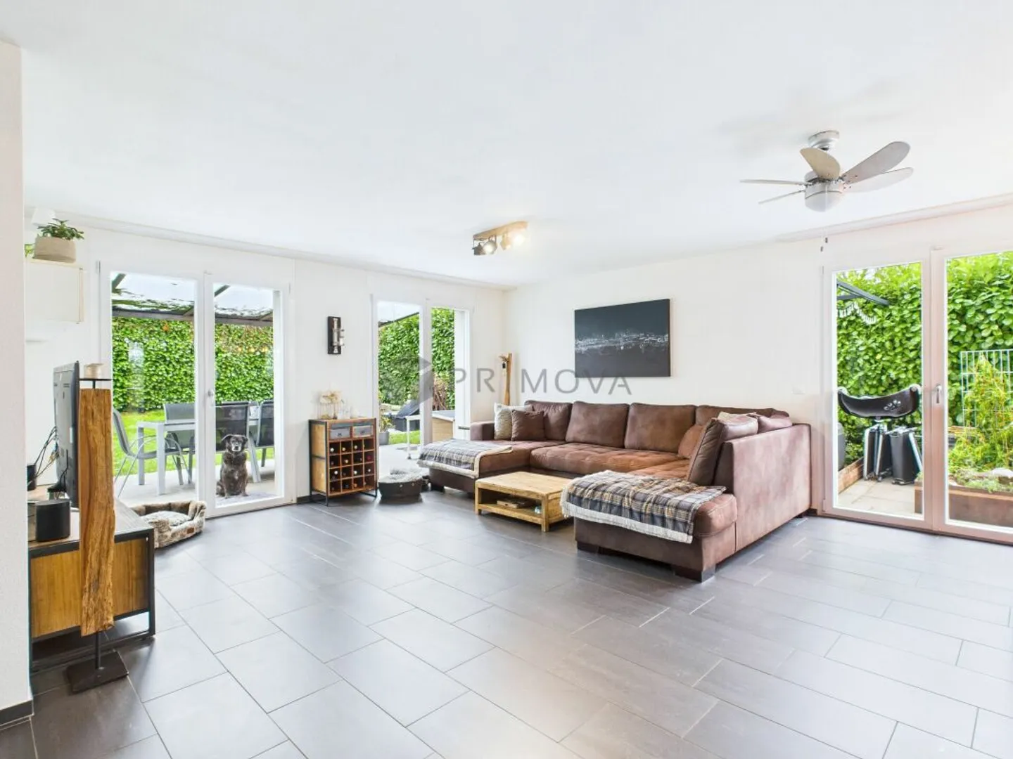 Familienhaus mit idyllischem Garten - Foto 7 von 13