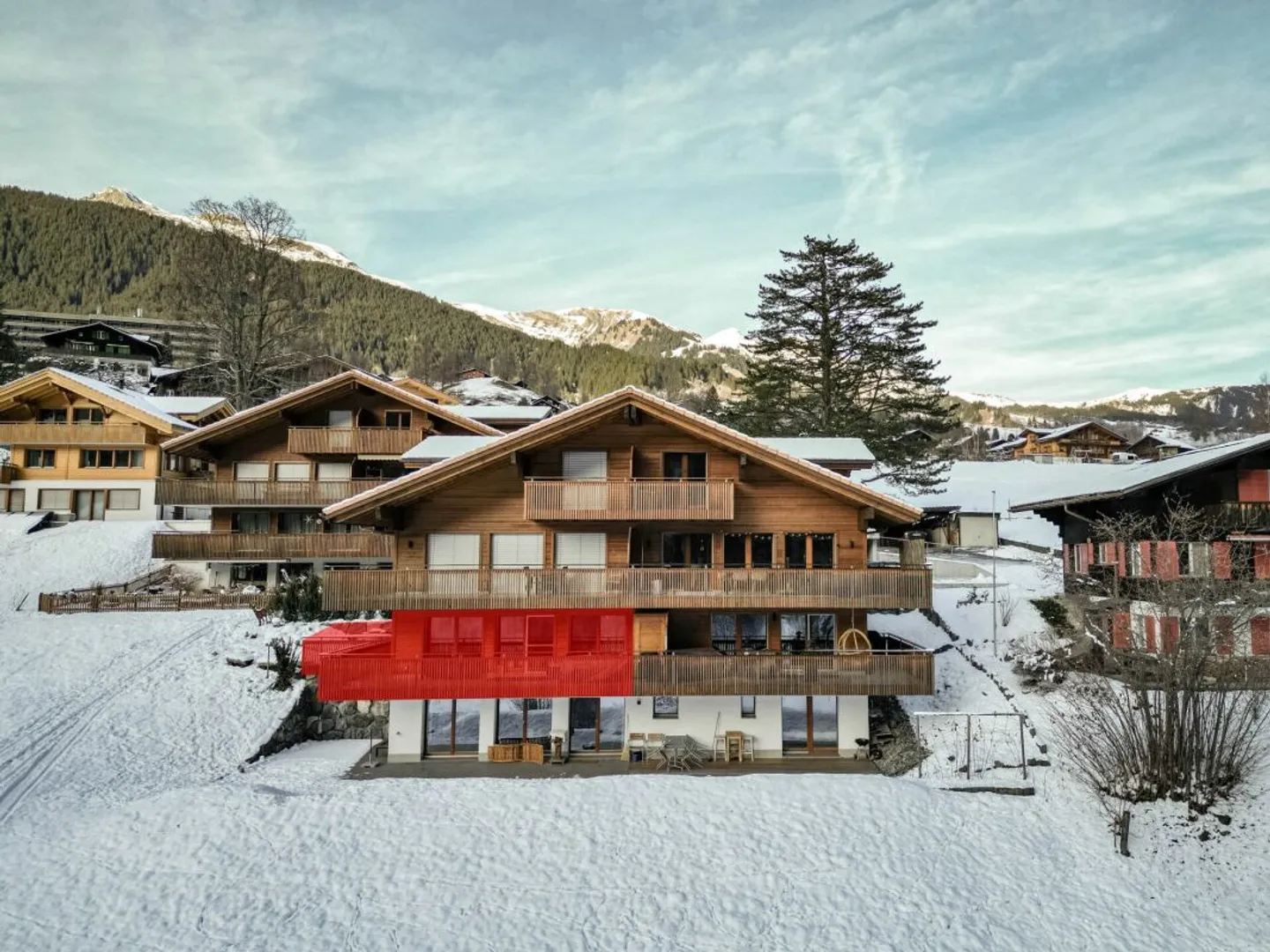 Grindelwald: Ruhige 3.5-Zimmer-Ferienwohnung mit Balkon und Gartensitzplatz - Foto 2 di 13