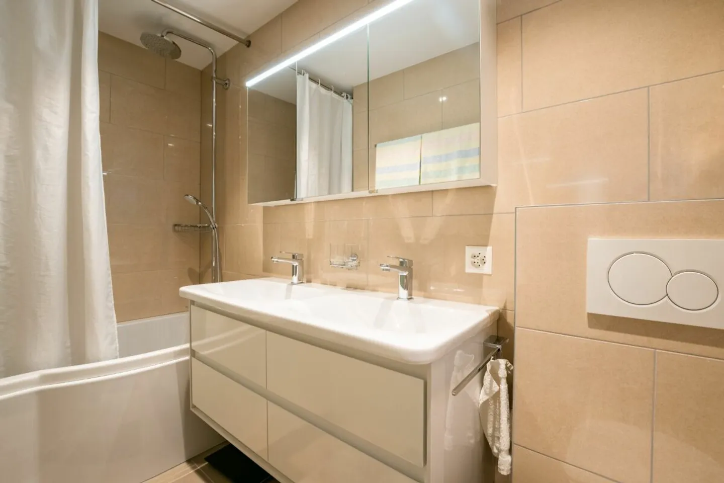 Modern 3.5-room holiday apartment, Almisgässli - Photo 12 of 13