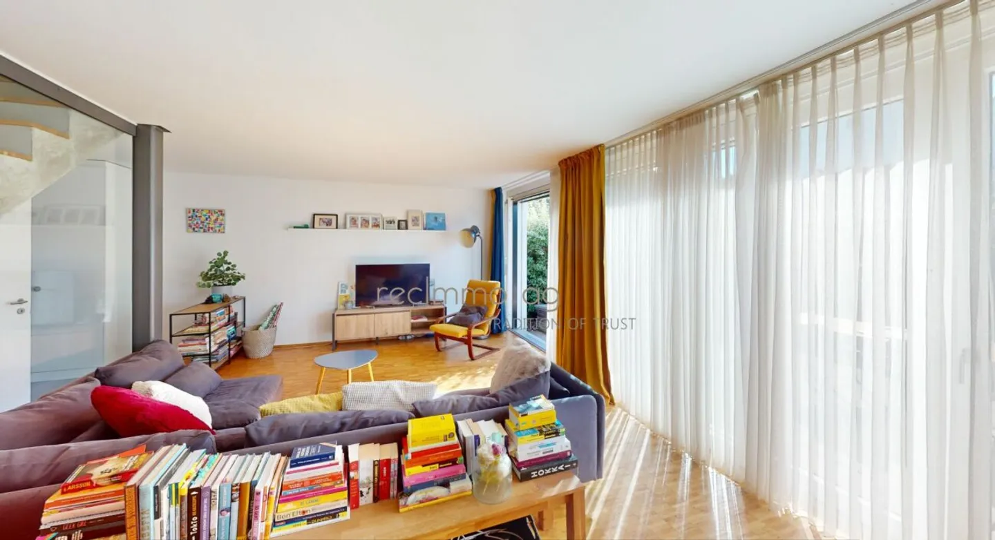 Maison familiale spacieuse de 6,5 pièces avec jardin à Obfelden - Photo 6 sur 9