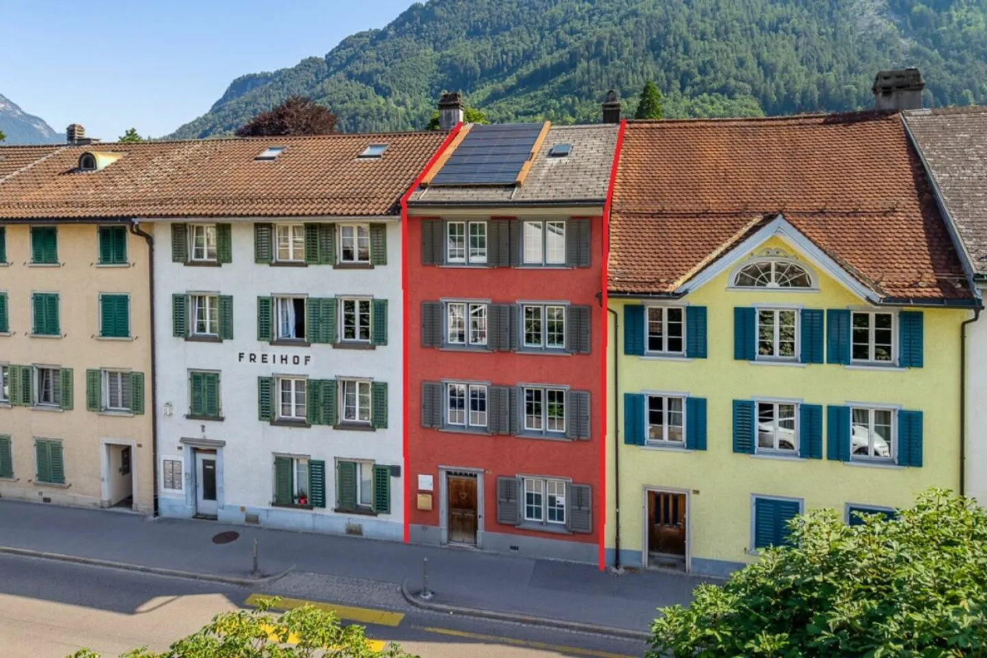 Spacious Townhouse in Ennenda - Photo 1 of 12