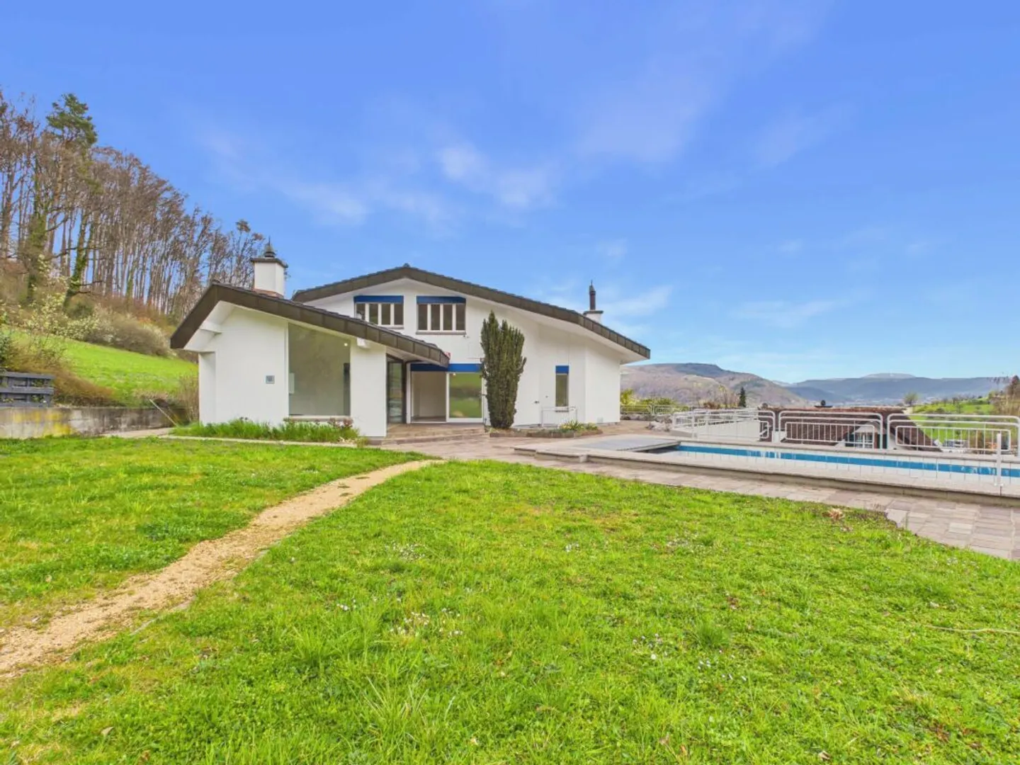 Luxurious Villa in Frenkendorf - Photo 1 of 13