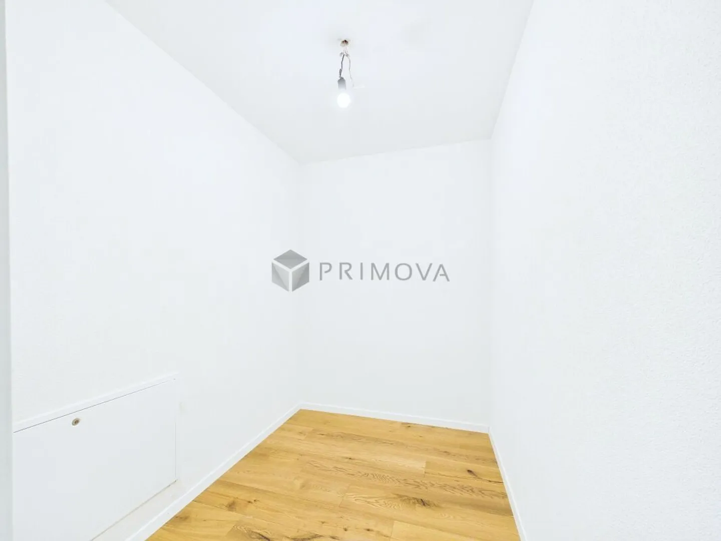 Appartamento 3.5 camere ristrutturato di alta qualità in una zona residenziale ricercata - Foto 8 di 12