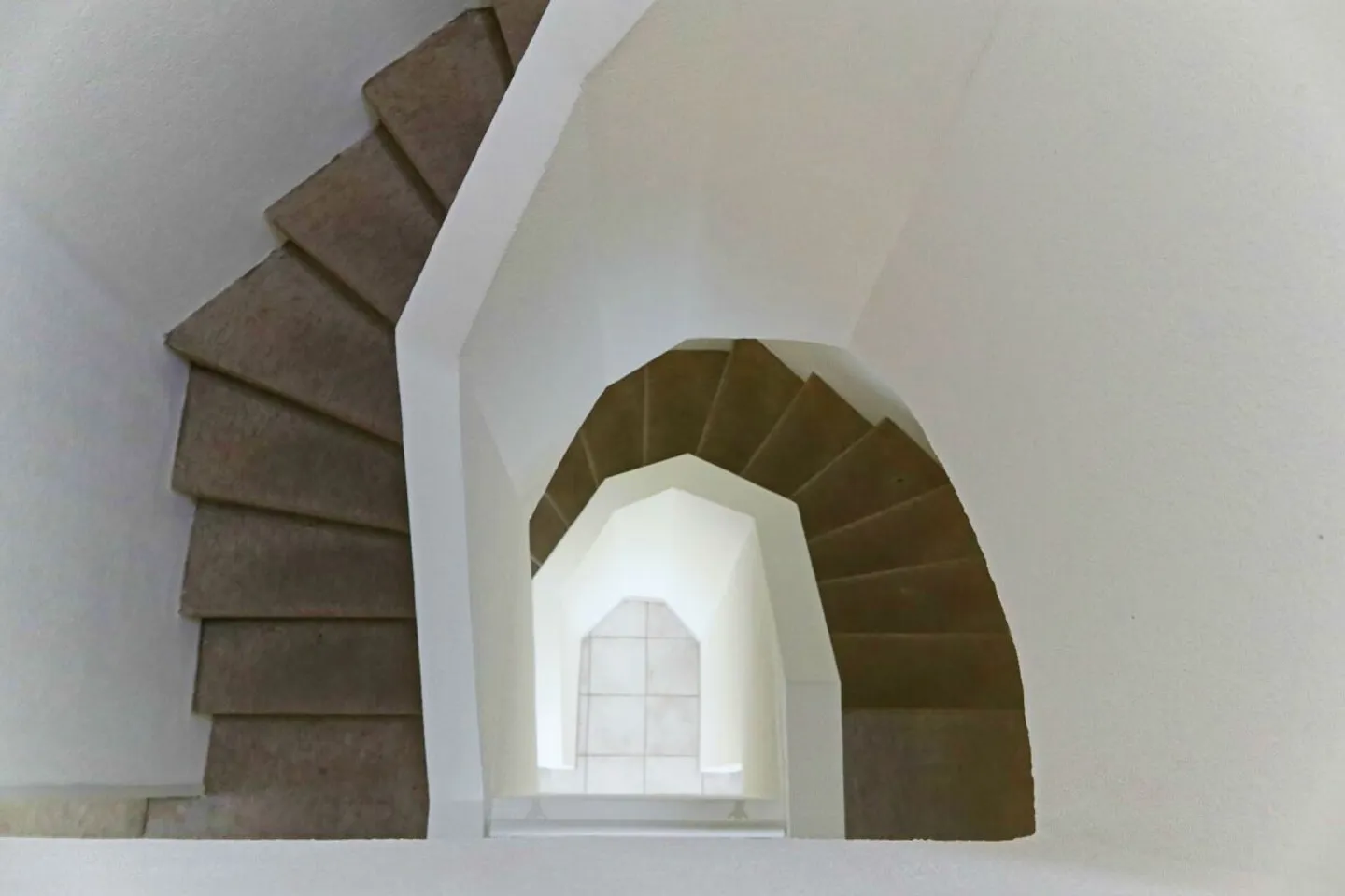 Maison d'angle de 6,5 pièces avec jardin dans un emplacement naturel calme et recherché - Photo 10 sur 13