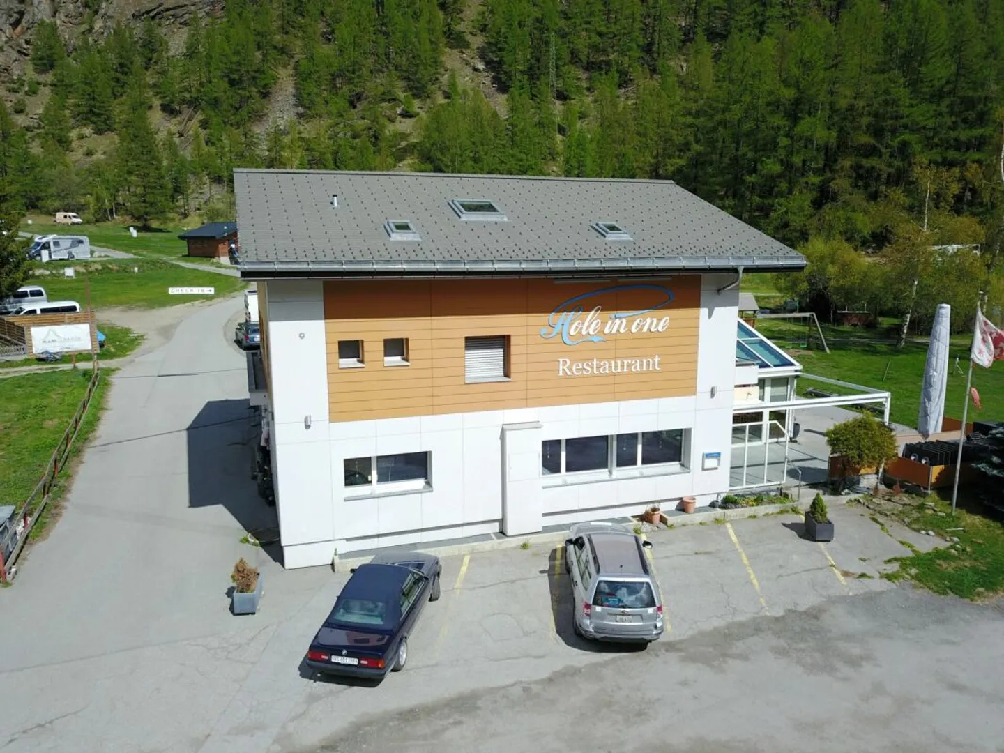 Restaurant & Hostel in Randa - Photo 4 of 13