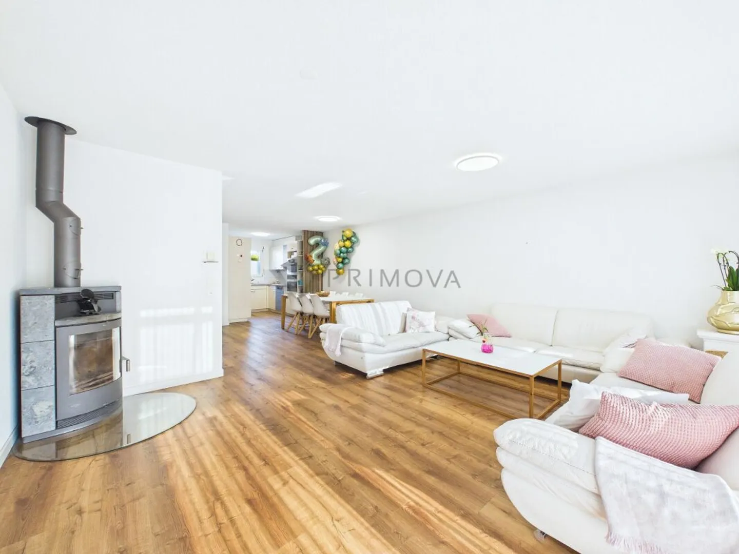 Renoviertes Reihenhaus mit Garten - Foto 1 von 13