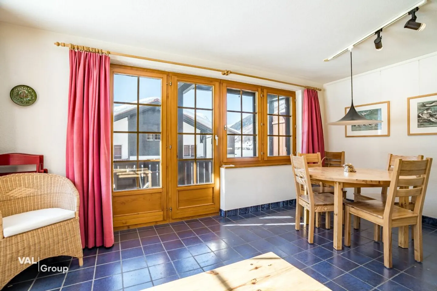 Natur, Ruhe und Langlauf vor der Haustüre - charmante 3.5-Zimmer-Ferienwohnung in Oberwald - Photo 6 of 13