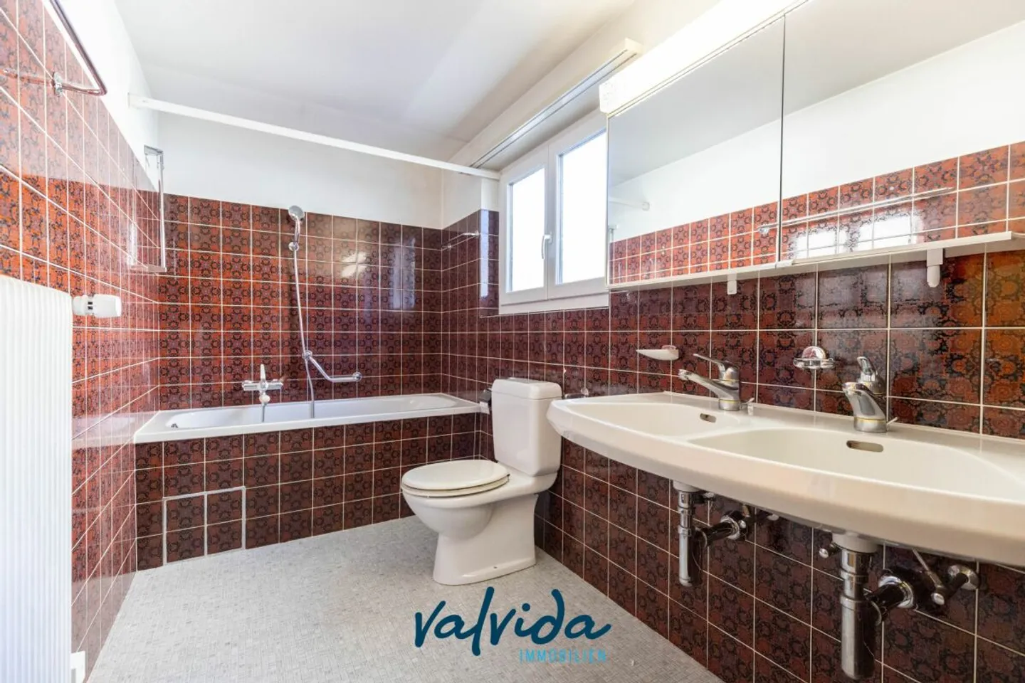 Loge over Leuk City - 5.5 rooms with spectacular distant view - Photo 10 of 13