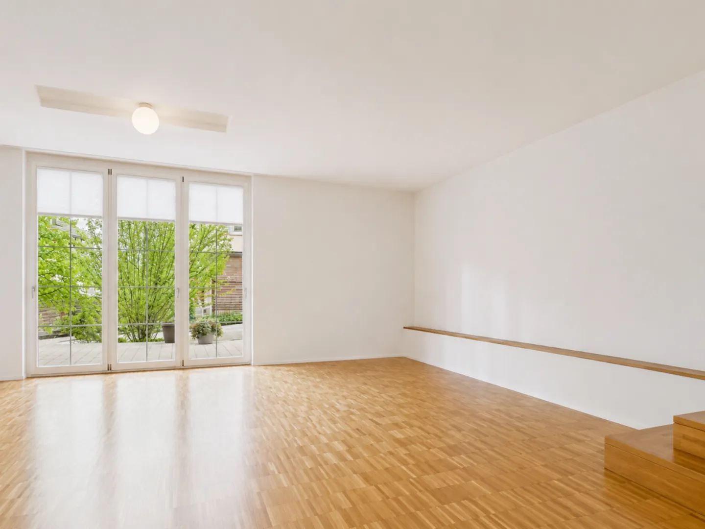 Vaste logement avec caractère de loft et terrasse à Thalwil - Photo 7 sur 13