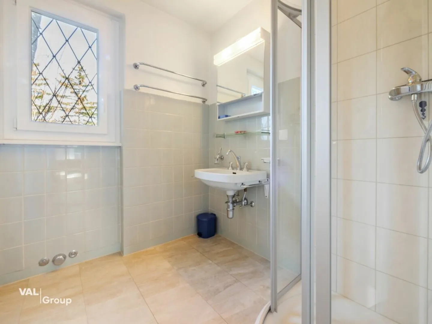 Luxusvilla mit Bergblick - Foto 12 von 13