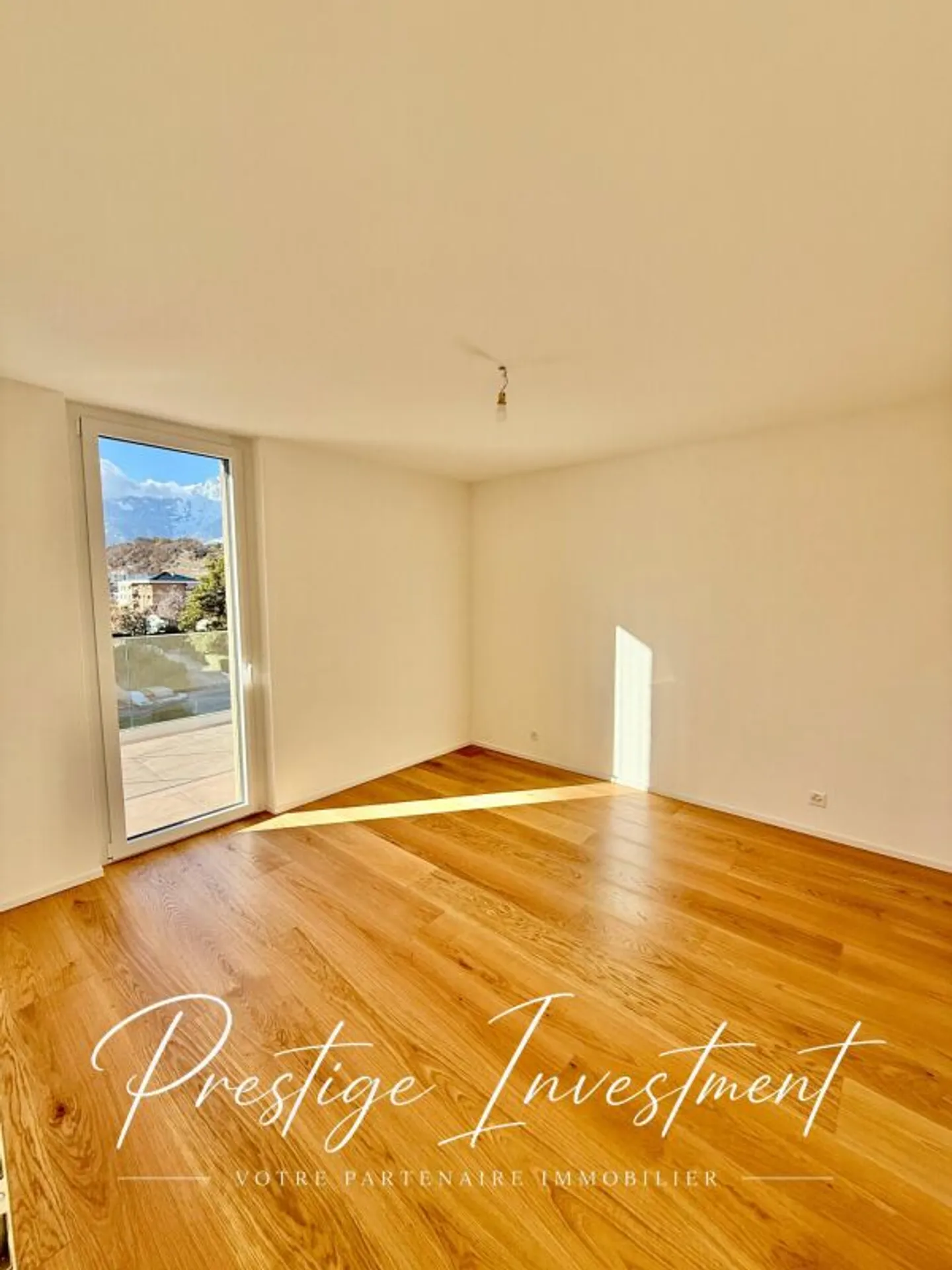 ATTIC 3.5 ROOMS - YIELD 4.5% - SION - Photo 7 of 13