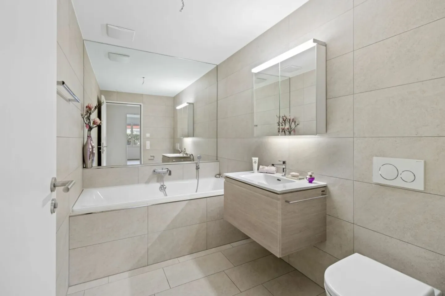 Moderne Gartenwohnung in Tuggen - Foto 7 von 10