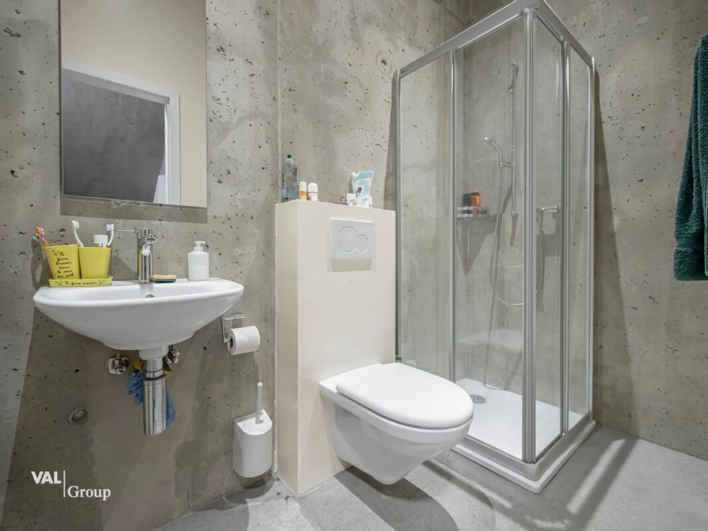 Moderne halle commerciale avec rendement attractif - Photo 6 of 12