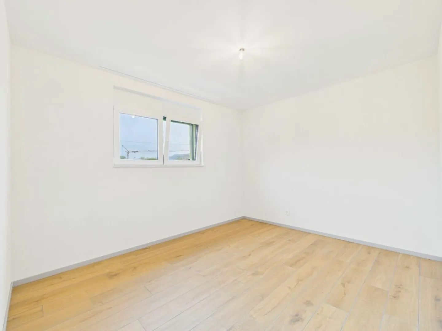 Exklusive Attikawohnung mit grosser Terrasse und ruhiger Wohnlage - Foto 9 di 13
