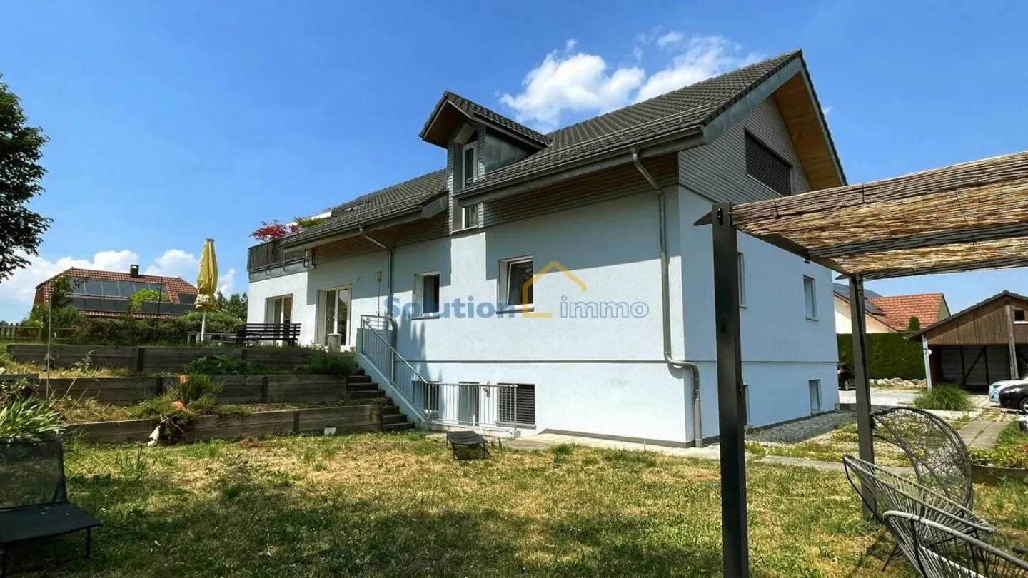 Affascinante edificio di 3 appartamenti con splendido giardino - Foto 7 di 13