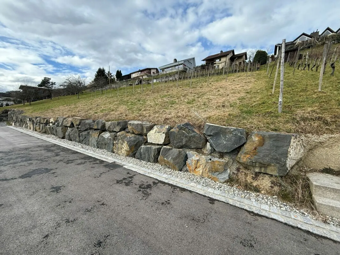 Grundstück an sonniger Hanglage - Foto 3 von 5