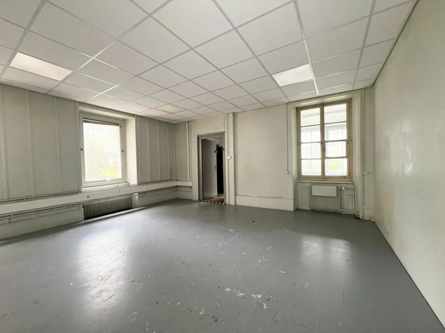 Locali spaziosi di circa 220m² nel centro città - Foto 5 di 13