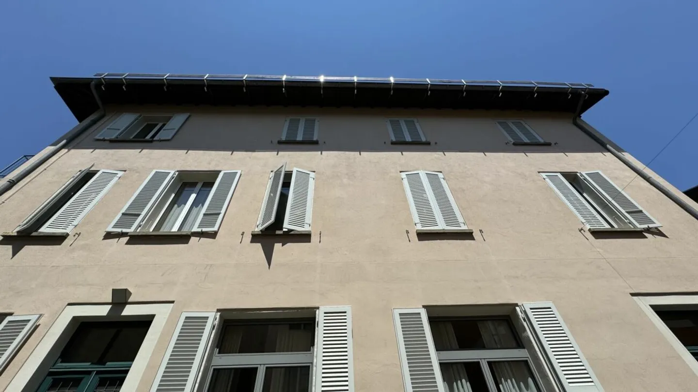 Elegant Apartment with Large Terrace - Photo 12 of 13