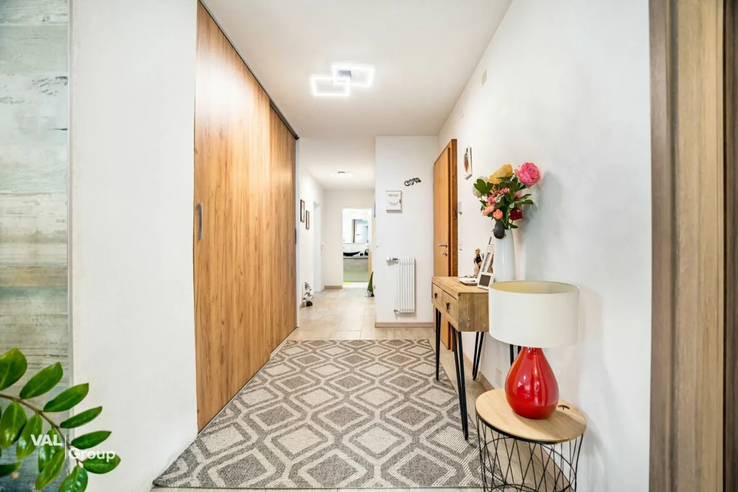 Rénové avec style, beaucoup de lumière et de charme - Photo 7 sur 13