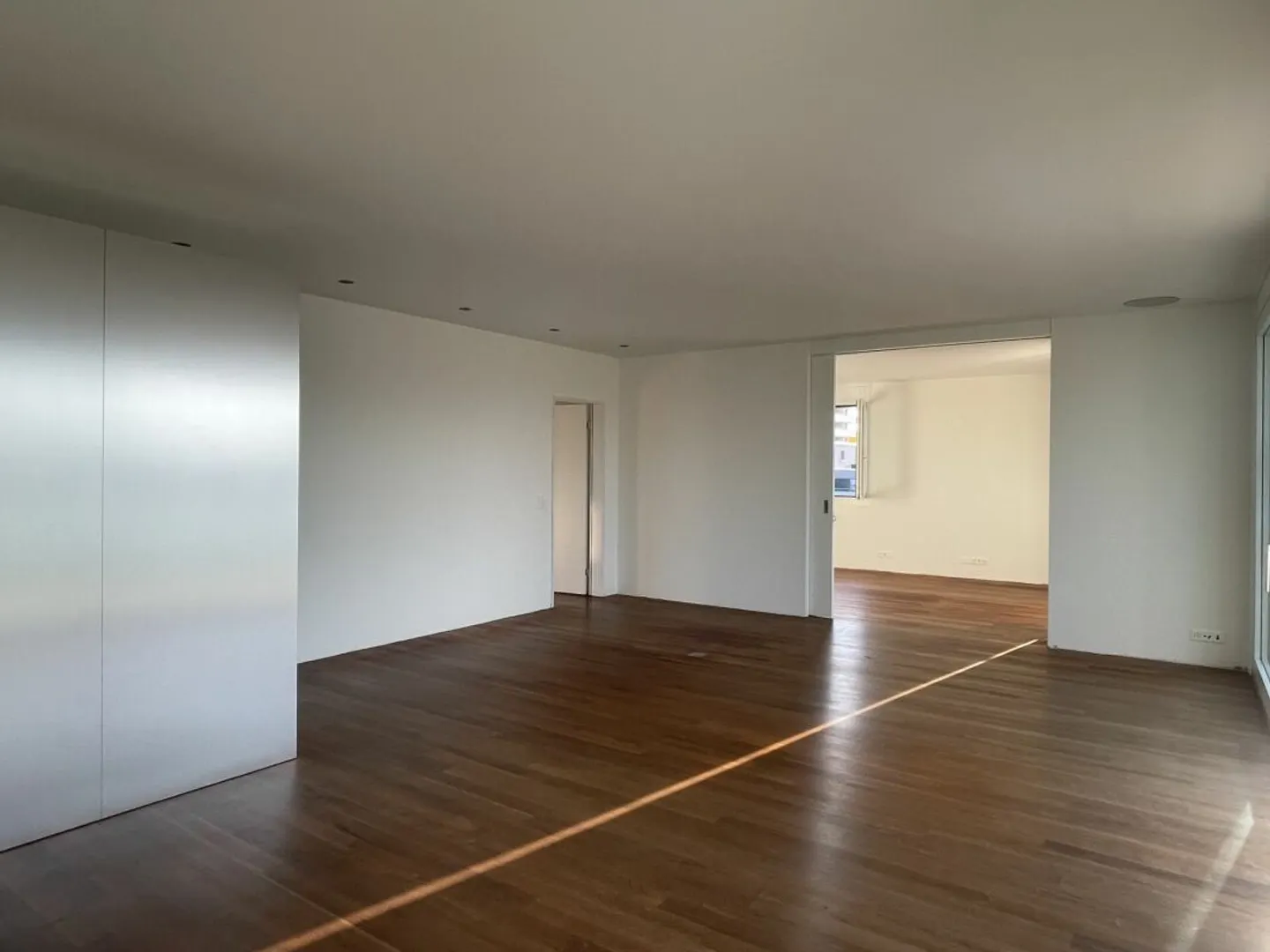 Exklusive 4.5-Zimmer-Attikawohnung in Cham - Photo 8 sur 13